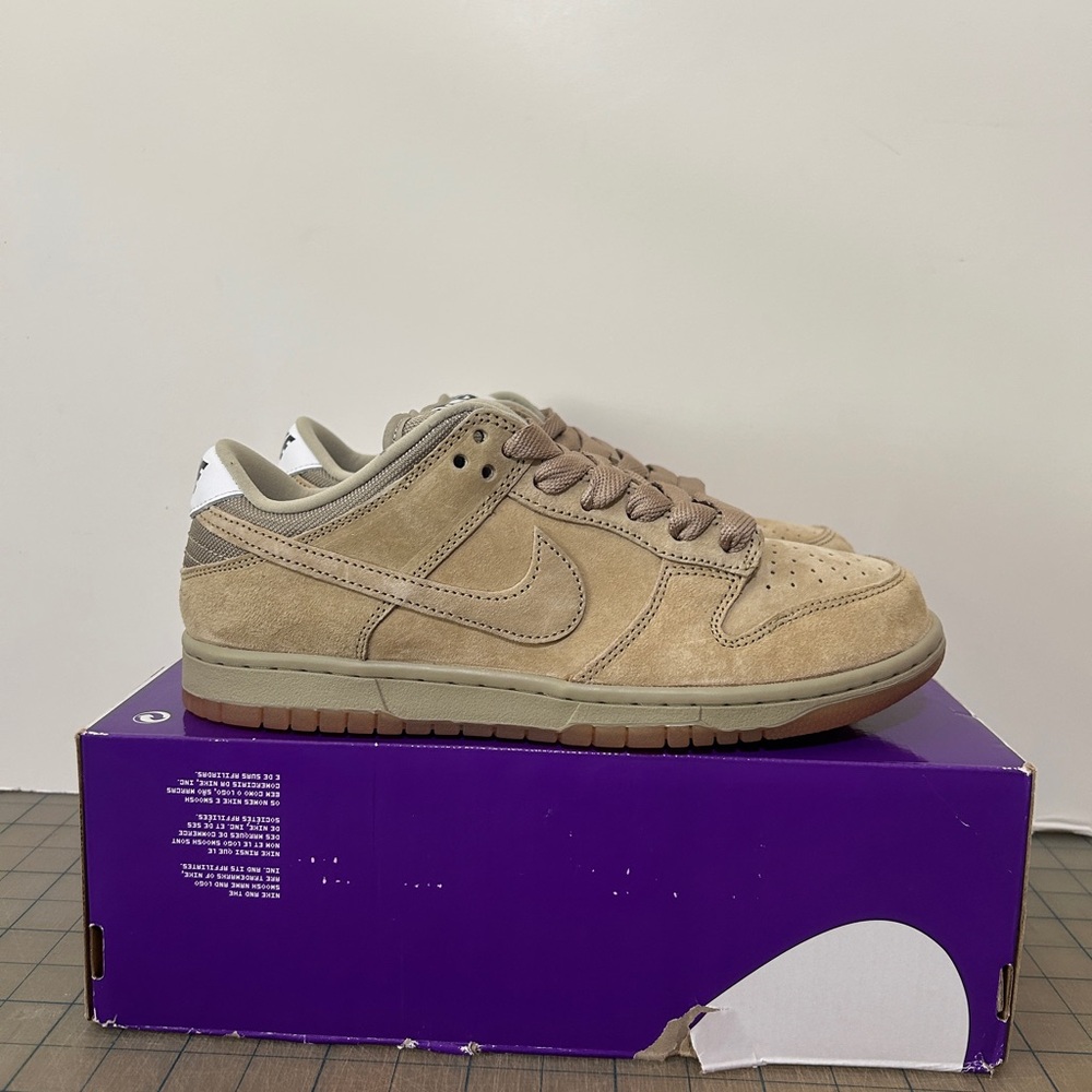 Nike Dunk Low SB Pro B ‘Parachute Beige’ - Picture 3 of 6